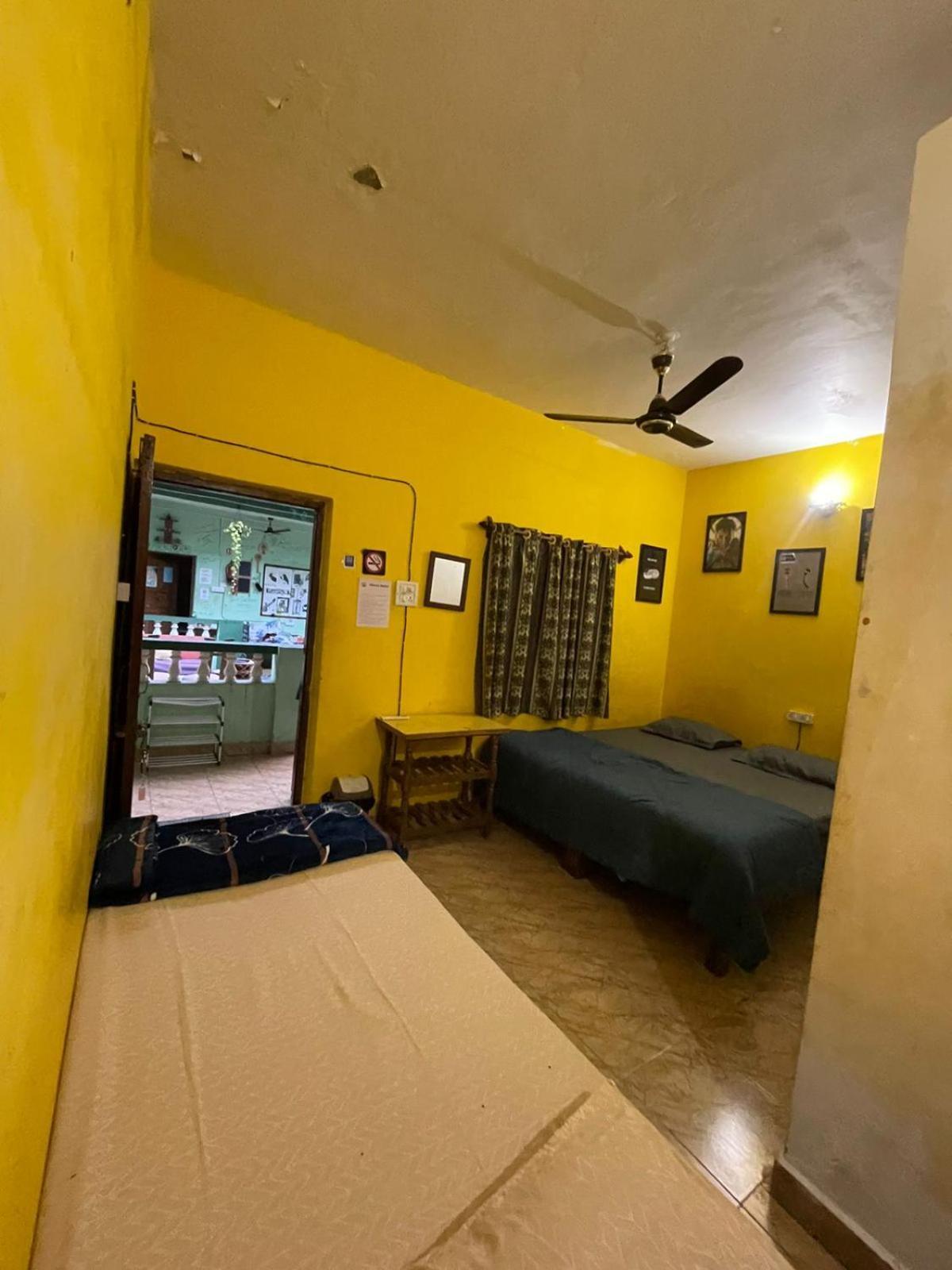 Baba Hostel By La Voglia Chapora Exterior photo