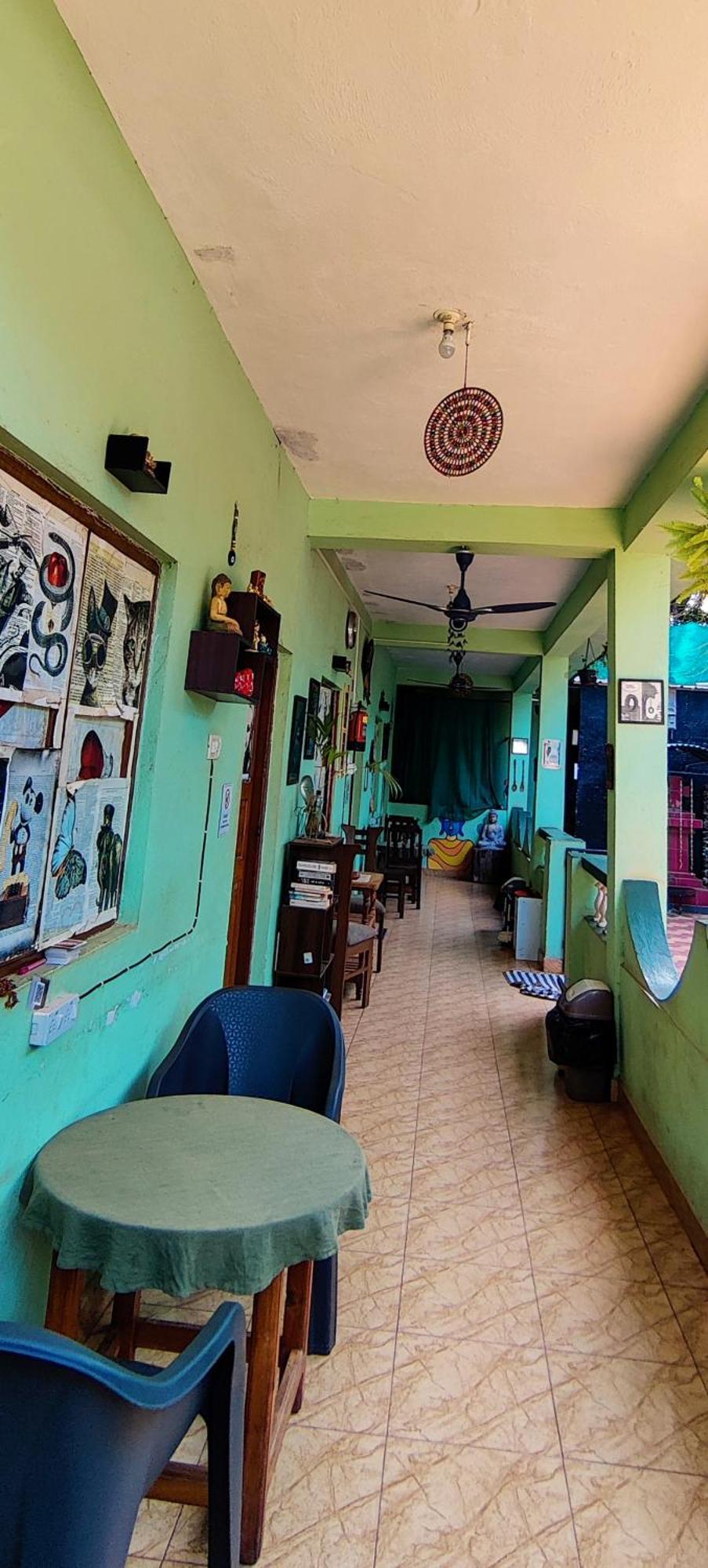 Baba Hostel By La Voglia Chapora Exterior photo